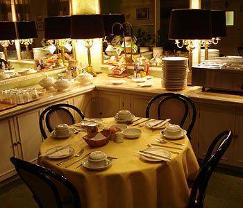 The Diplomat Hotel Londra